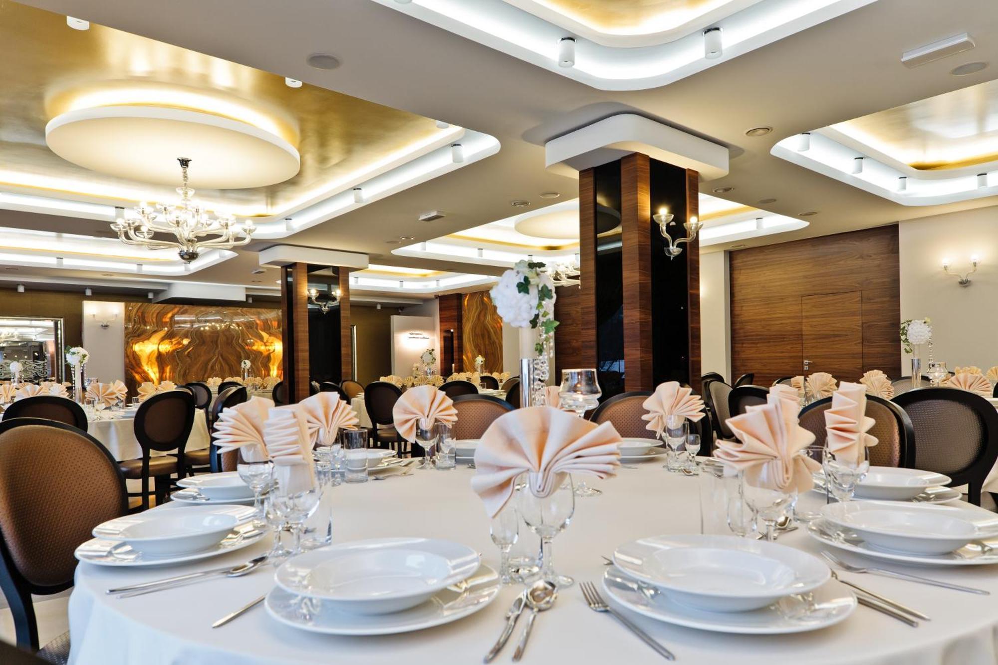 Jasmin Complex Resort & Spa Krzeszow Dolny Екстериор снимка