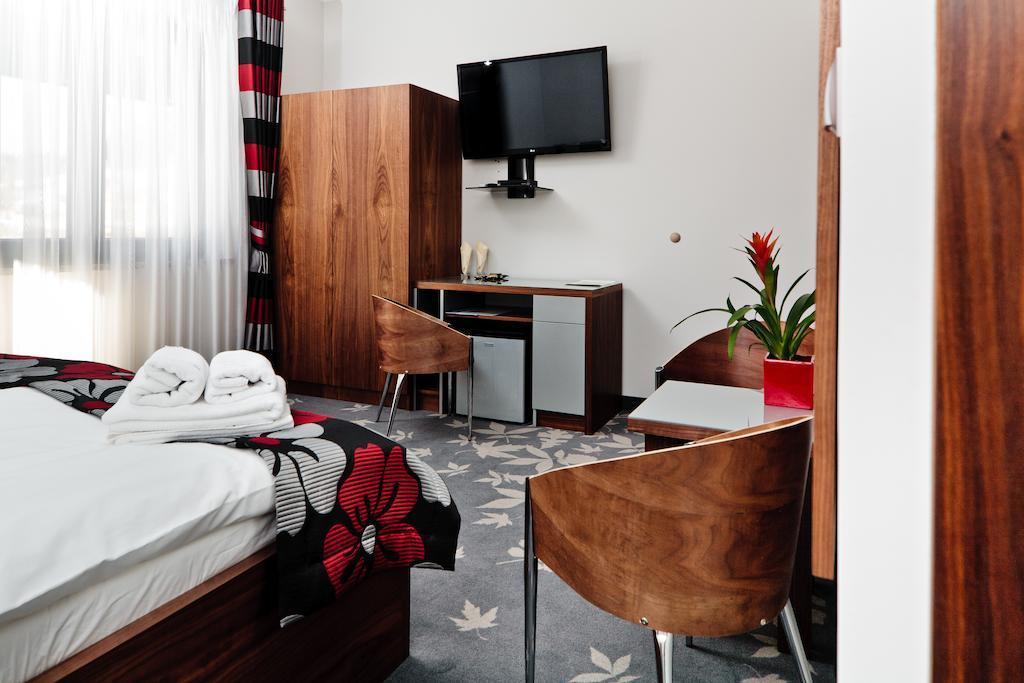Jasmin Complex Resort & Spa Krzeszow Dolny Екстериор снимка